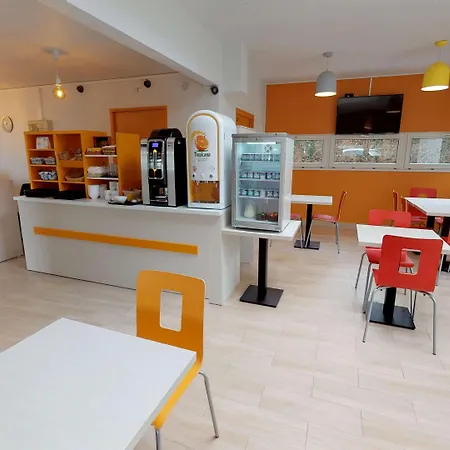 Hotel Classe Eco Reims Tinqueux * Tinqueux