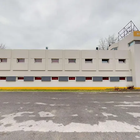 Hotel Premiere Classe Reims Ouest - *