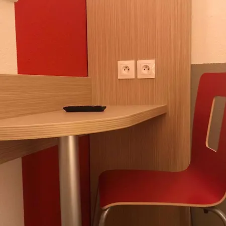 Hotel Classe Eco Reims Tinqueux * Tinqueux