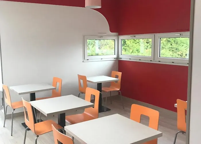 Classe Eco Reims מלון